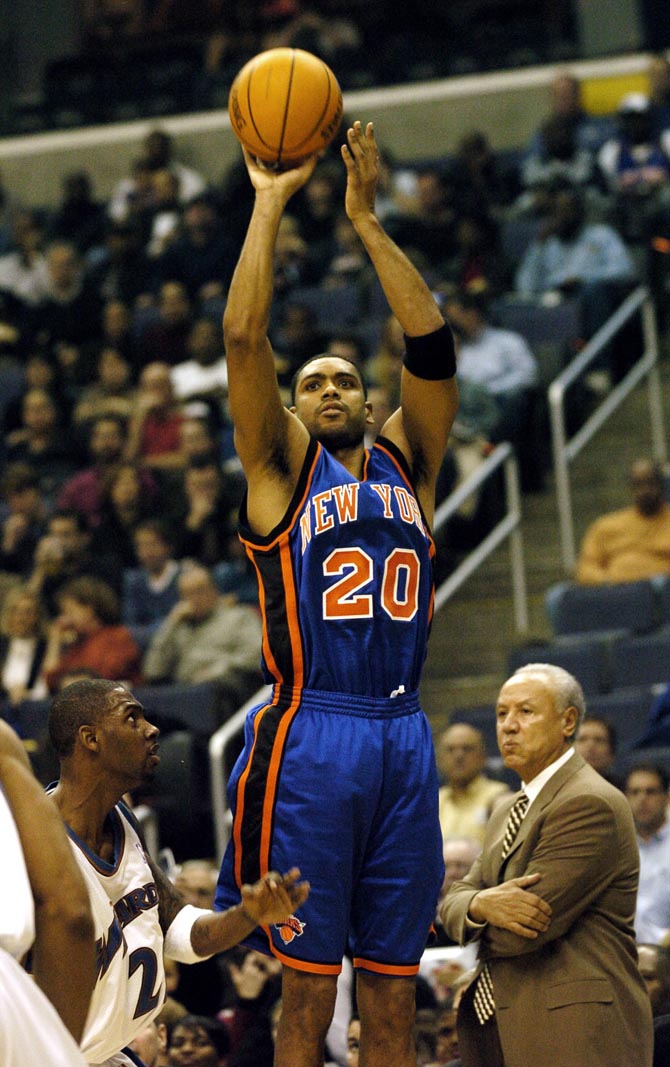 allan houston #20 blue jersey